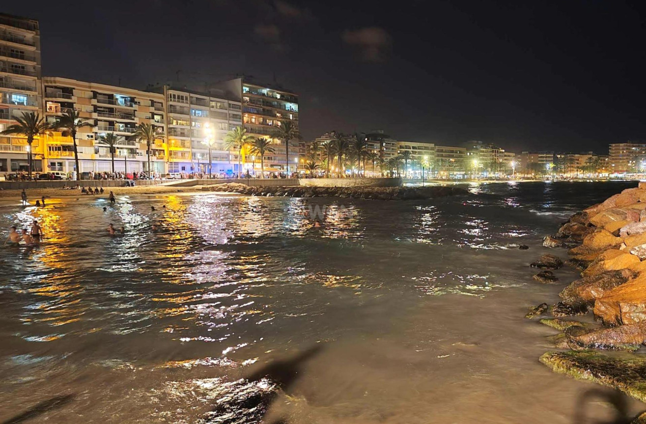 Wiederverkauf - Wohnung - Torrevieja - Paseo Maritimo