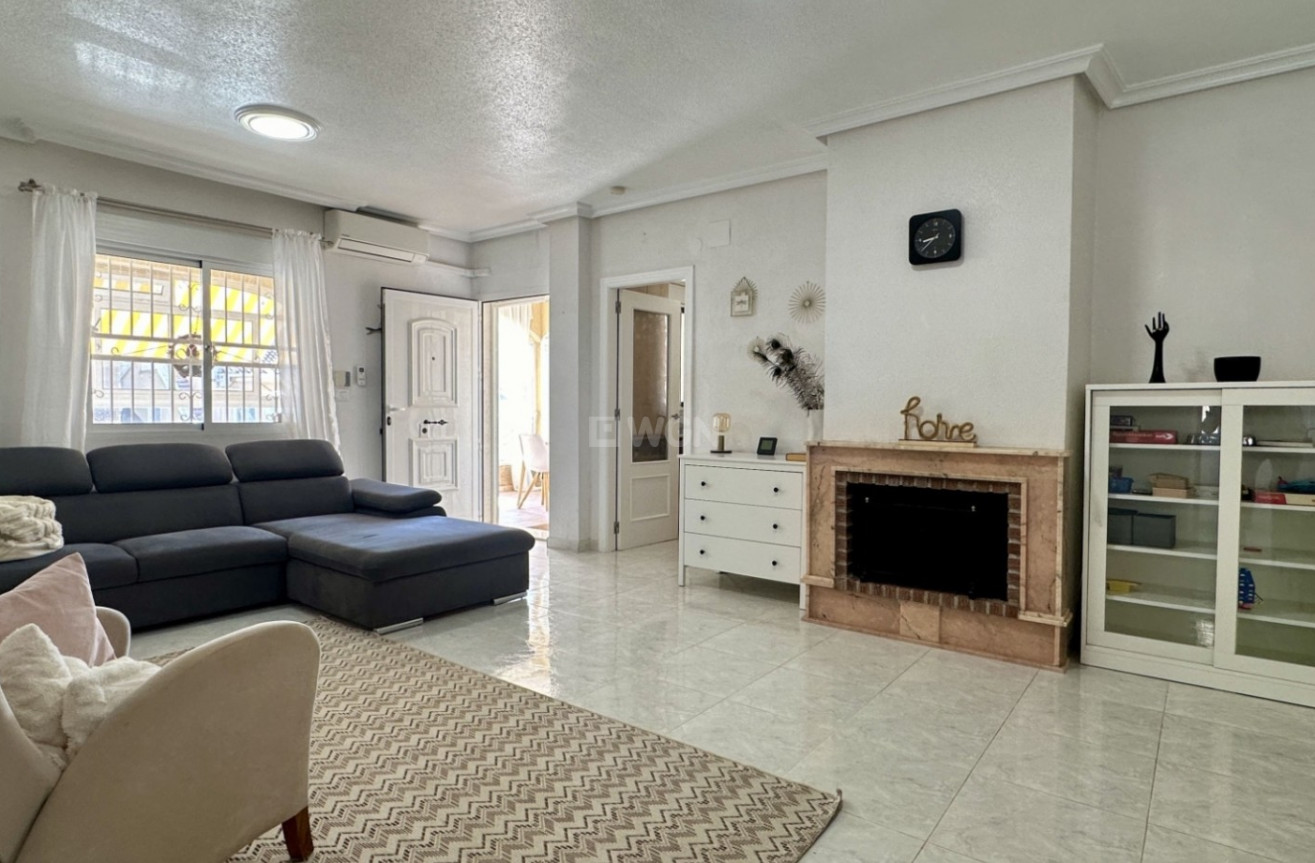 Wiederverkauf - Villa - Orihuela Costa - Costa Blanca