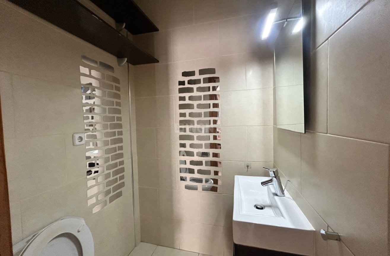 Wiederverkauf - Stadthaus - El Chaparral - Inland