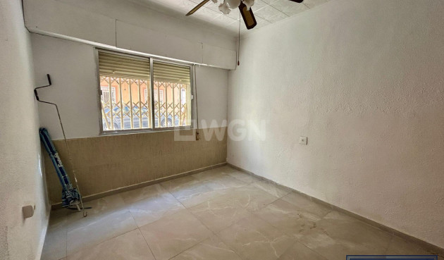 Wiederverkauf - Wohnung - Torrevieja - Centro