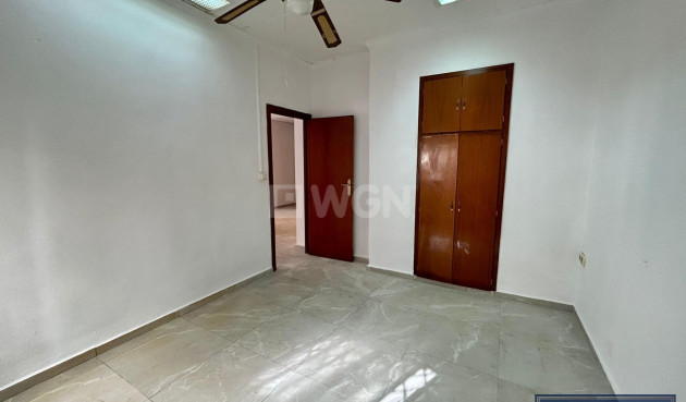 Wiederverkauf - Wohnung - Torrevieja - Centro