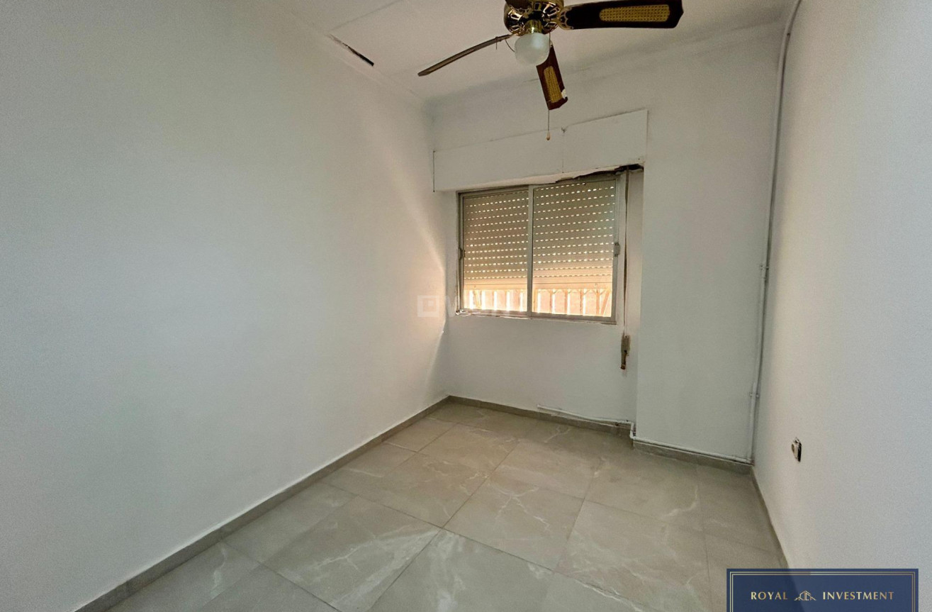 Wiederverkauf - Wohnung - Torrevieja - Centro