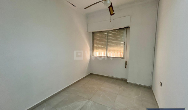 Wiederverkauf - Wohnung - Torrevieja - Centro