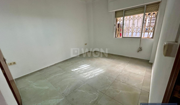 Wiederverkauf - Wohnung - Torrevieja - Centro