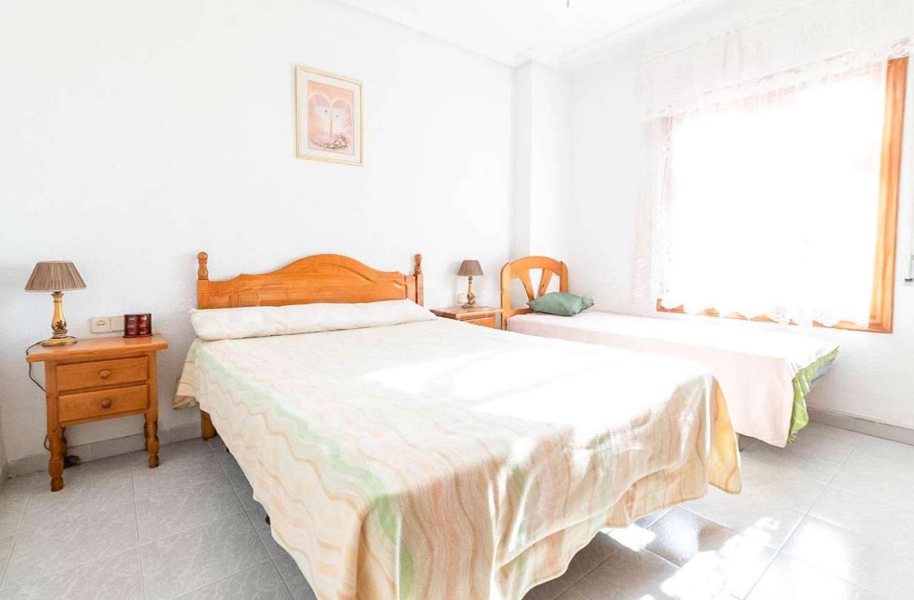 Wiederverkauf - Stadthaus - Torrevieja - Playa del Cura