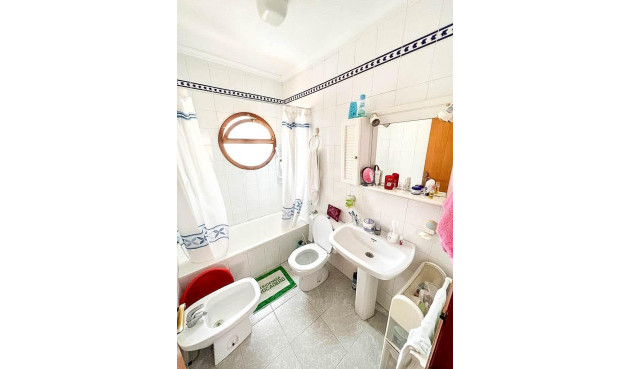 Wiederverkauf - Stadthaus - Torrevieja - Playa del Cura