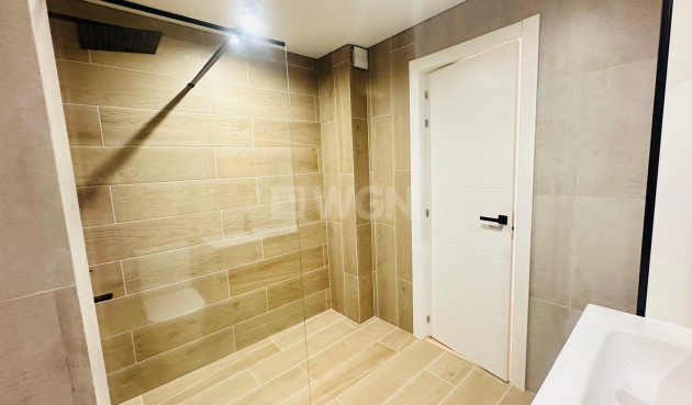 Wiederverkauf - Wohnung - Torrevieja - Playa del Cura