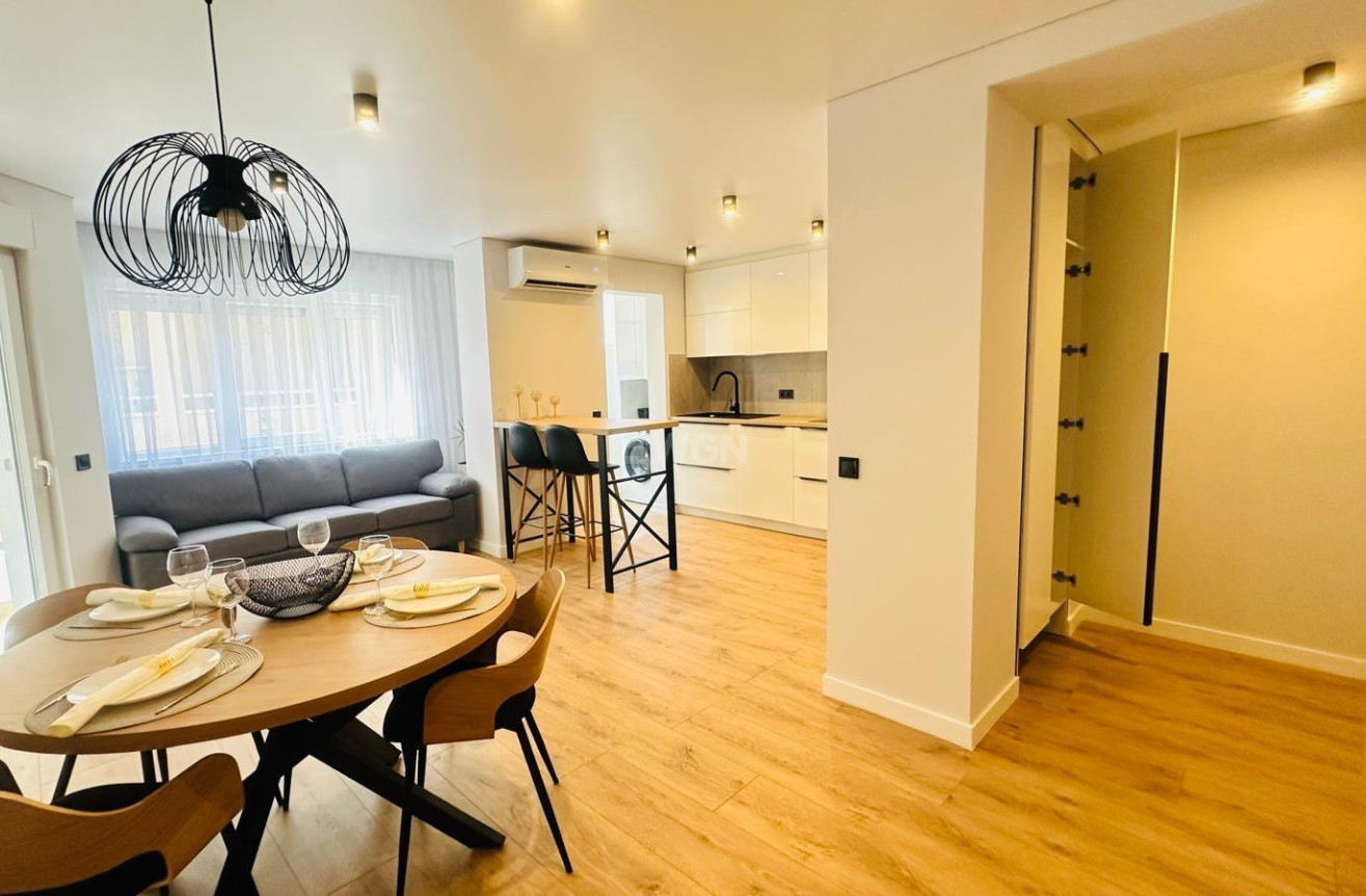 Wiederverkauf - Wohnung - Torrevieja - Playa del Cura