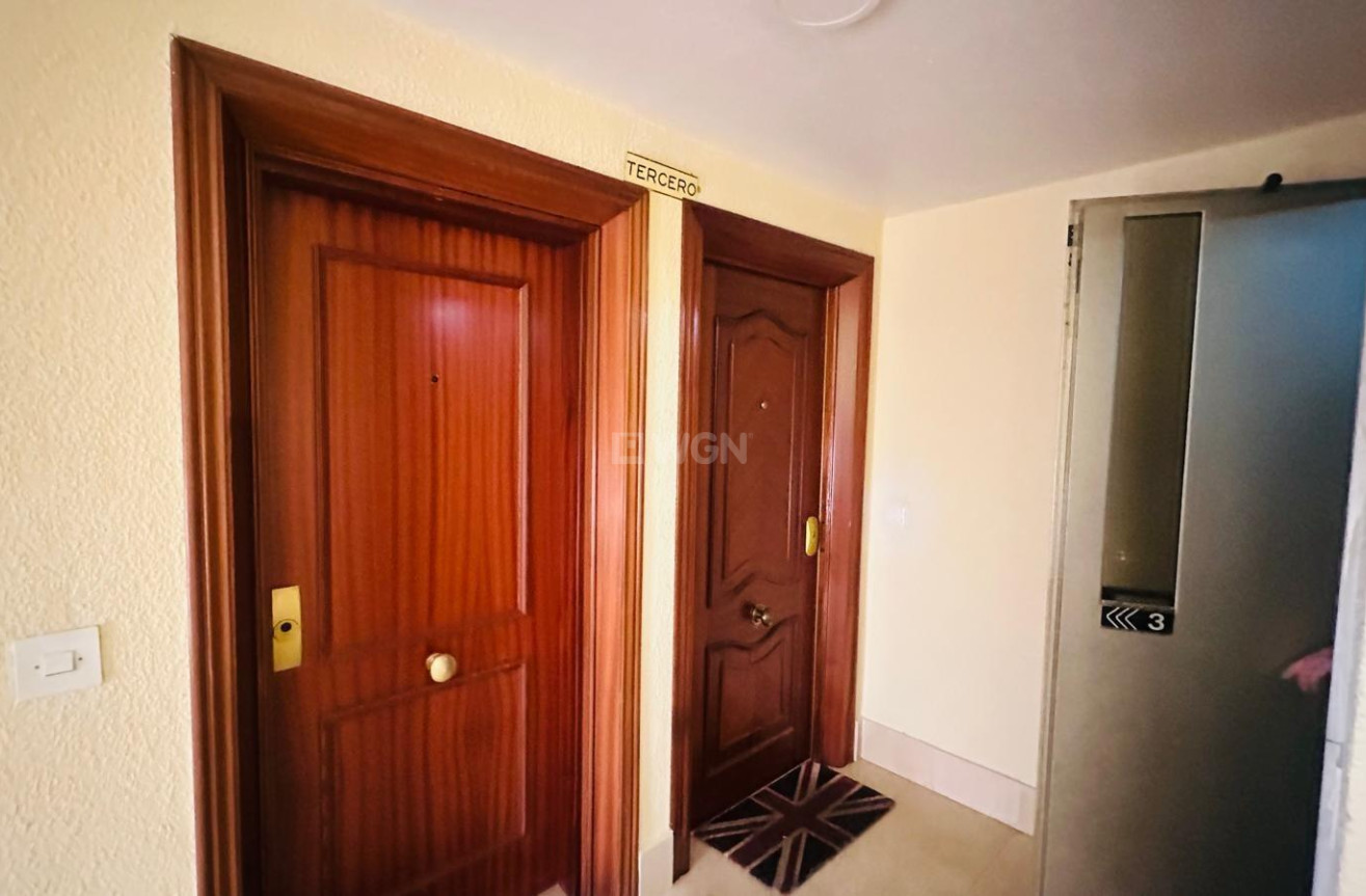 Wiederverkauf - Wohnung - Torrevieja - Playa del Cura