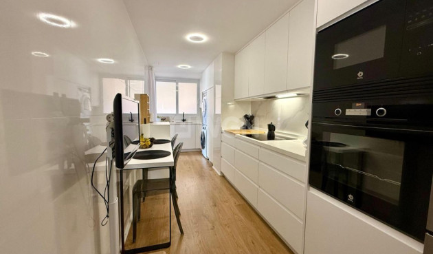 Reventa - Apartamento / piso - Villajoyosa - Costa Blanca