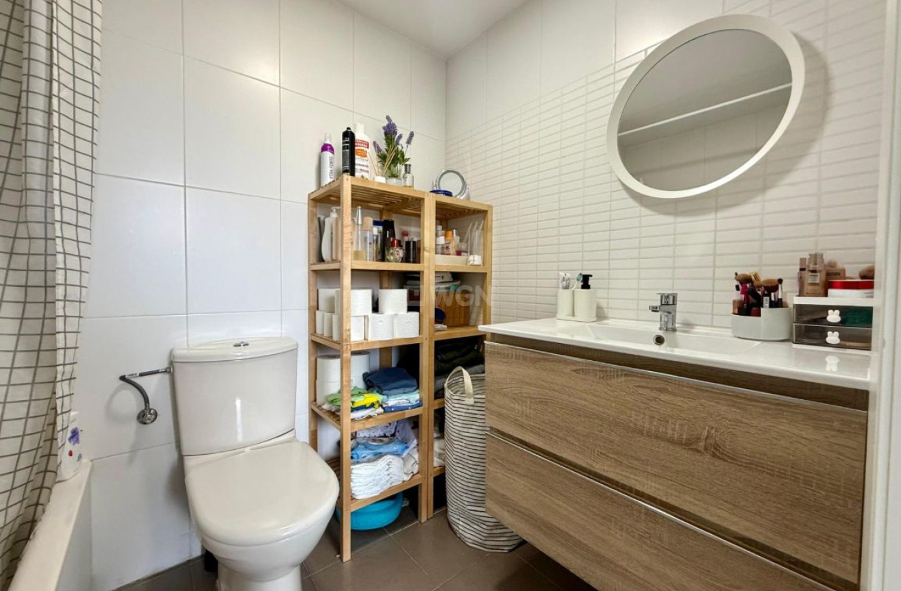 Reventa - Apartamento / piso - Villajoyosa - Costa Blanca