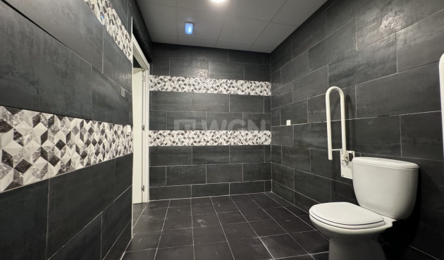 Wiederverkauf - Kommerziell - Torrevieja - Costa Blanca