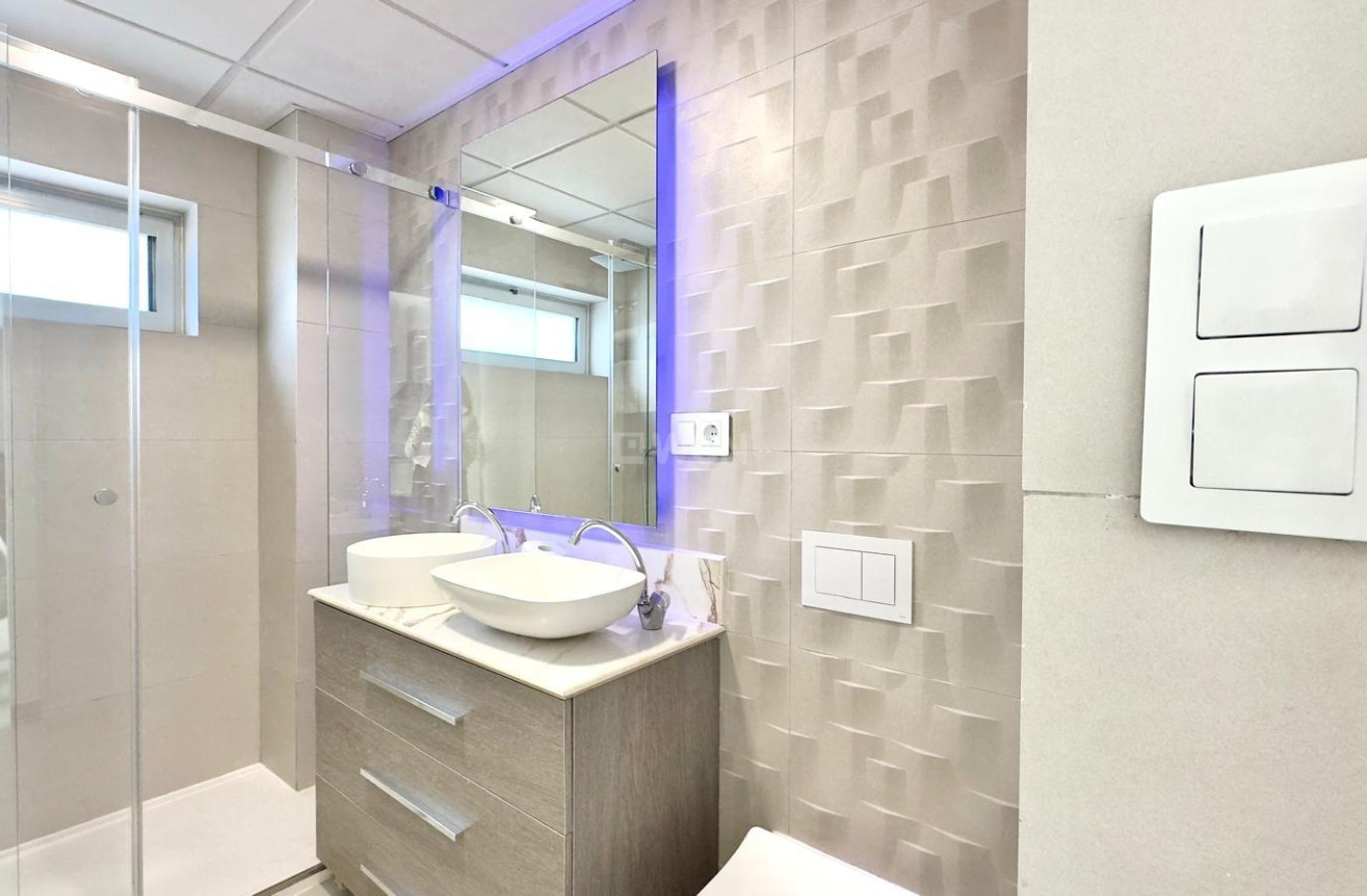 Reventa - Apartamento / piso - Finestrat