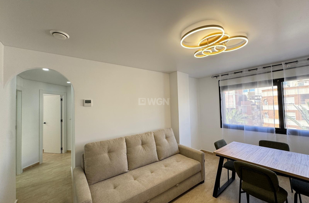 Resale - Apartment / flat - Torrevieja