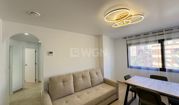 Resale - Apartment / flat - Torrevieja