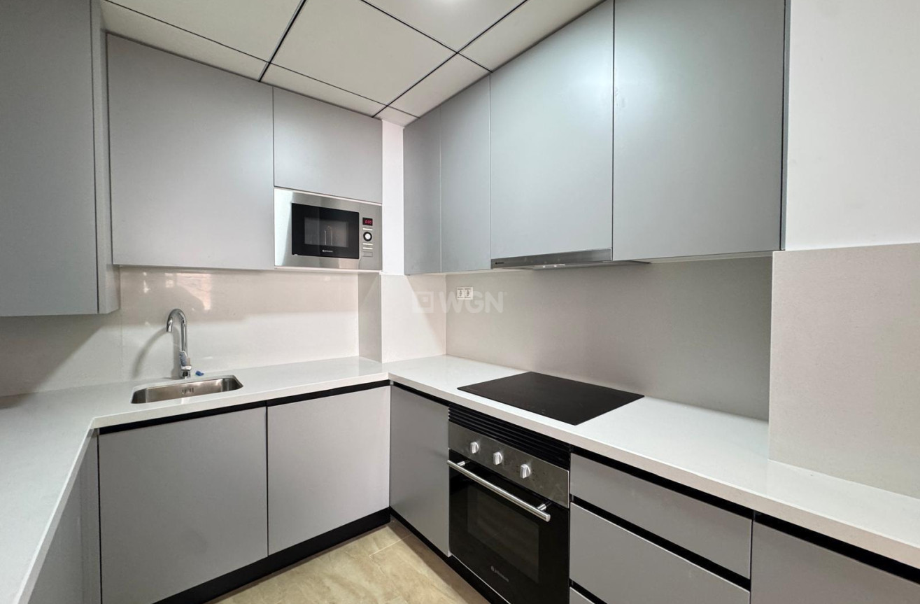 Resale - Apartment / flat - Torrevieja