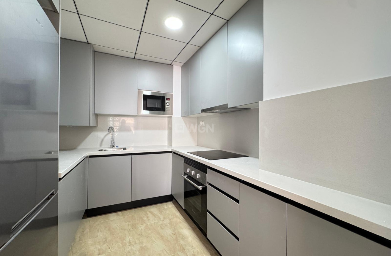 Resale - Apartment / flat - Torrevieja