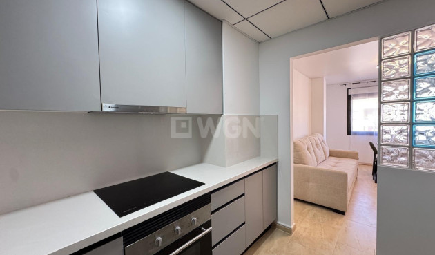 Resale - Apartment / flat - Torrevieja