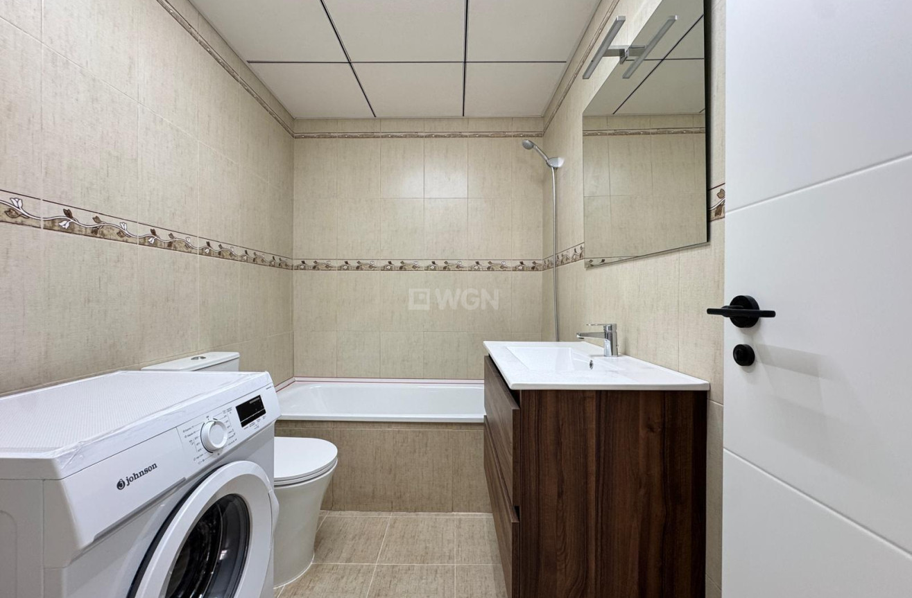 Resale - Apartment / flat - Torrevieja