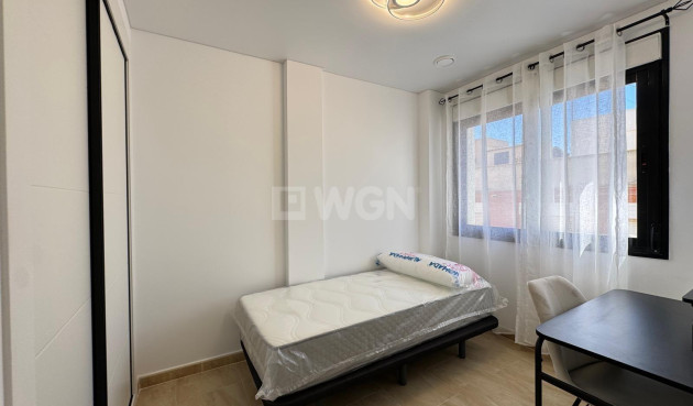 Resale - Apartment / flat - Torrevieja