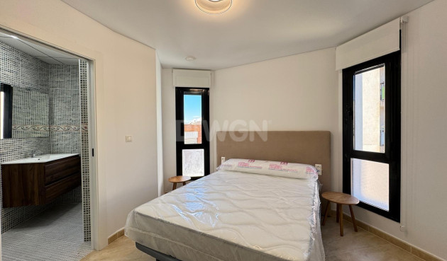 Resale - Apartment / flat - Torrevieja