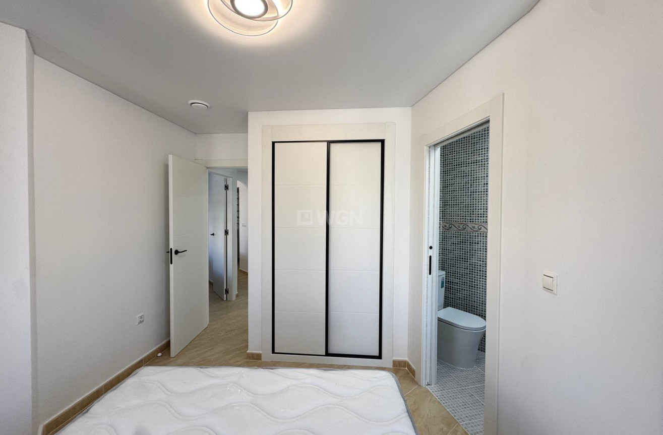 Resale - Apartment / flat - Torrevieja