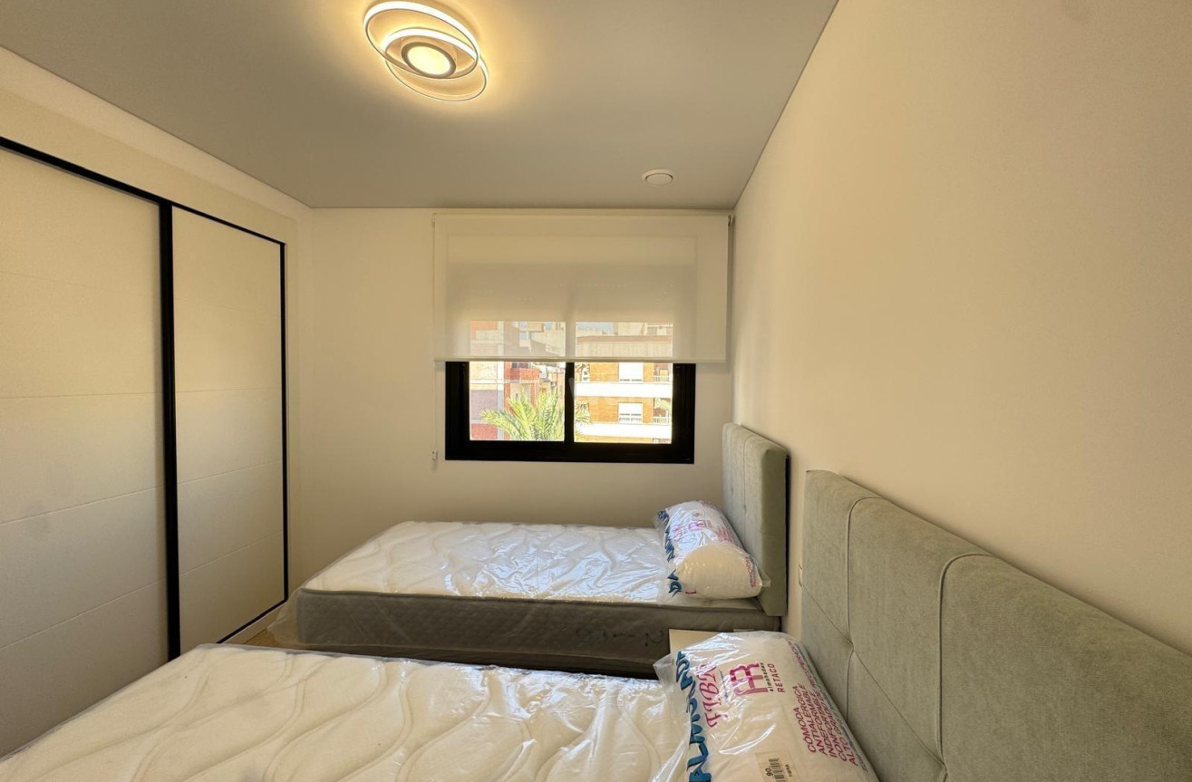 Resale - Apartment / flat - Torrevieja