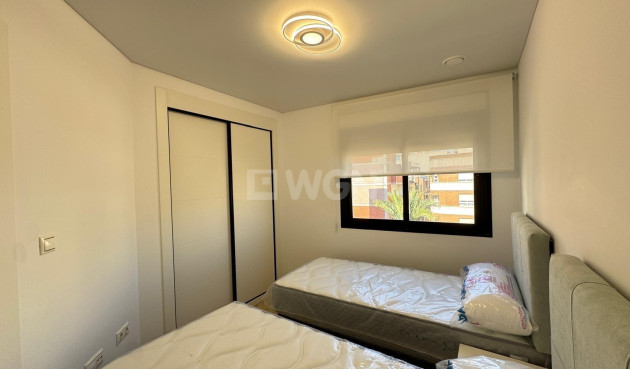 Resale - Apartment / flat - Torrevieja