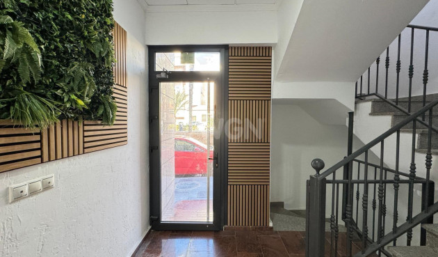 Resale - Apartment / flat - Torrevieja