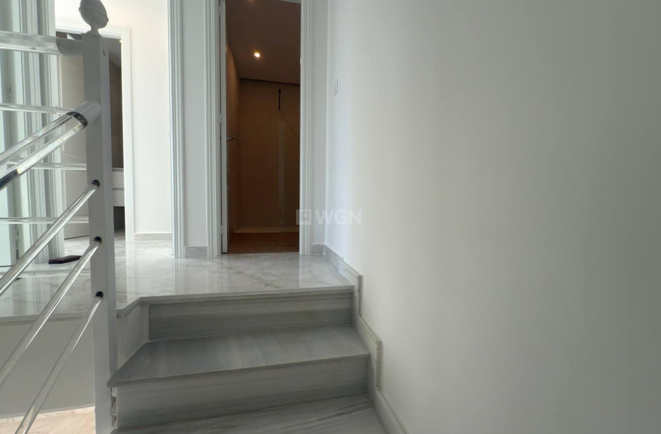 Resale - Townhouse - Torrevieja - aguas nuevas