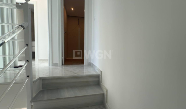 Resale - Townhouse - Torrevieja - aguas nuevas