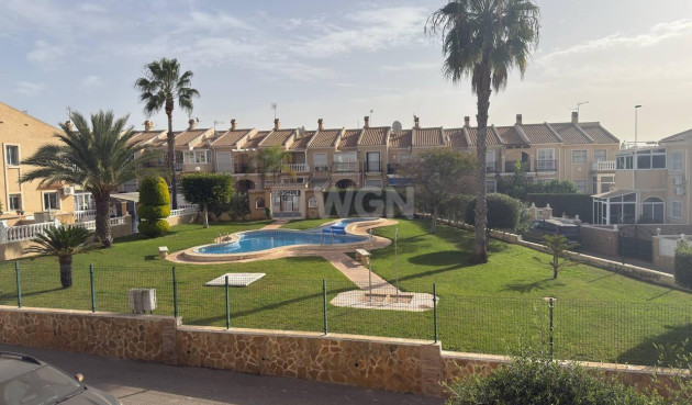 Resale - Townhouse - Torrevieja - aguas nuevas