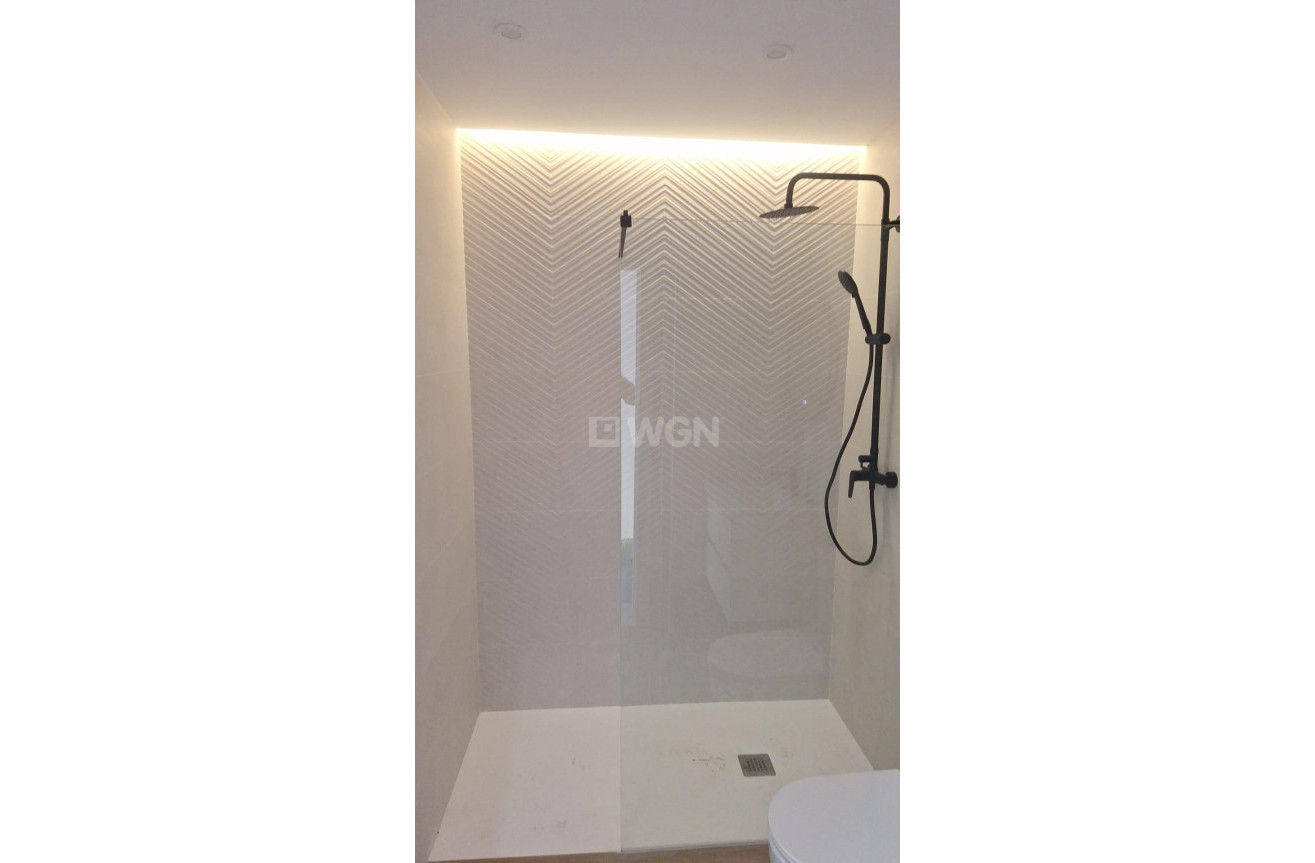 Resale - Townhouse - Torrevieja - aguas nuevas