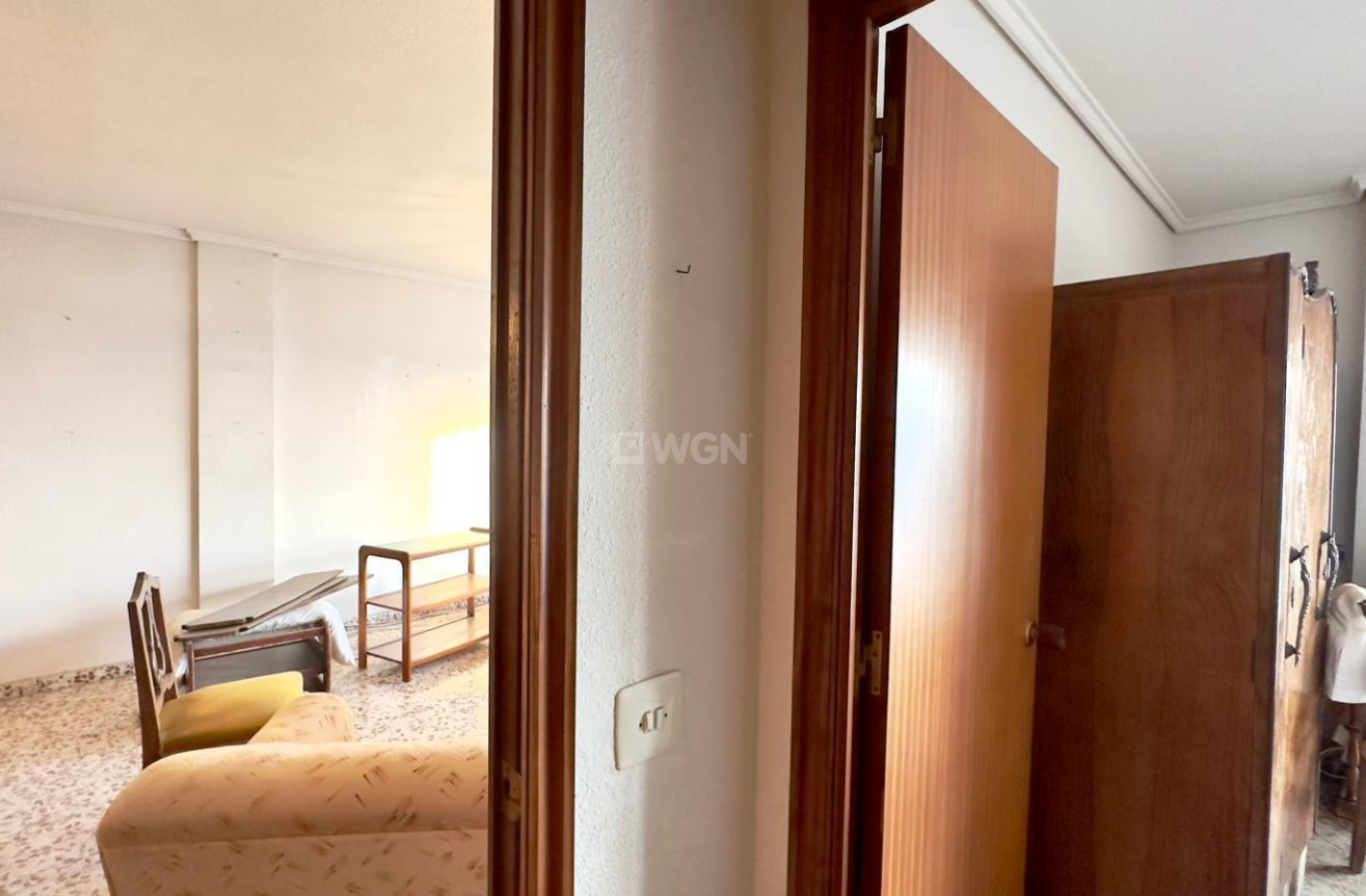 Resale - Apartment / flat - Torrevieja