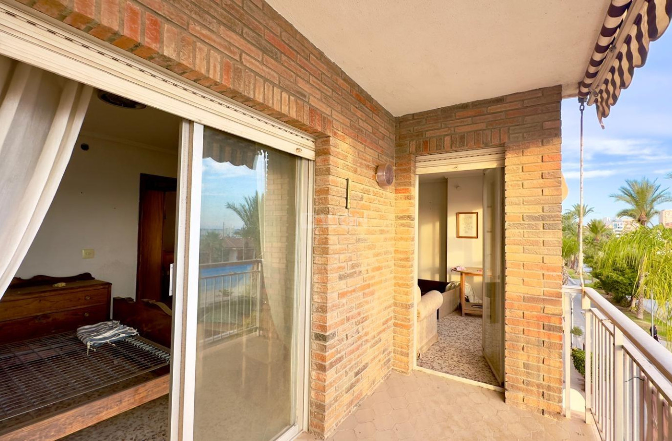 Resale - Apartment / flat - Torrevieja