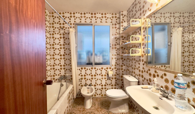 Resale - Apartment / flat - Torrevieja