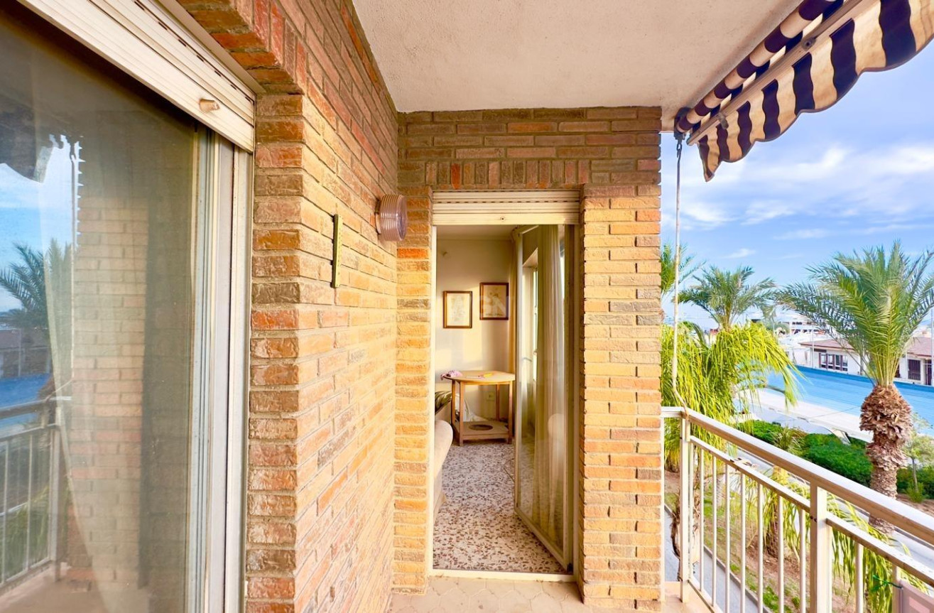 Resale - Apartment / flat - Torrevieja