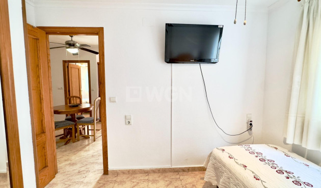 Odsprzedaż - Mieszkanie w bloku - Torrevieja - Centro