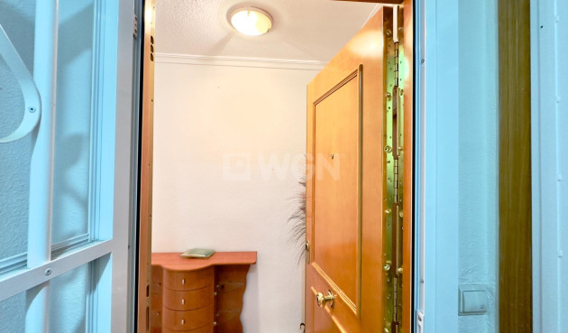 Odsprzedaż - Mieszkanie w bloku - Torrevieja - Centro