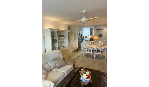 Odsprzedaż - Mieszkanie w bloku - Torrevieja - El Acequión - Los Náufragos