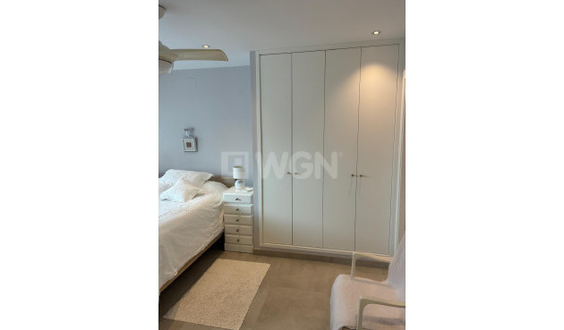 Odsprzedaż - Mieszkanie w bloku - Torrevieja - El Acequión - Los Náufragos