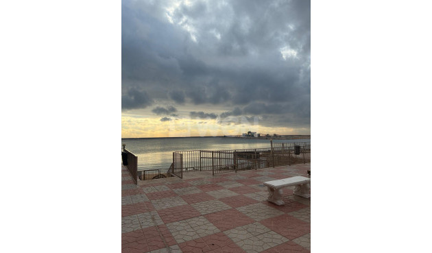 Odsprzedaż - Mieszkanie w bloku - Torrevieja - El Acequión - Los Náufragos