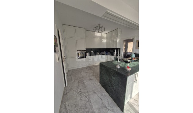 Wiederverkauf - Villa - Daya Vieja - Costa Blanca