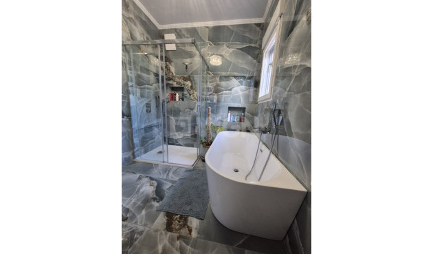 Wiederverkauf - Villa - Daya Vieja - Costa Blanca