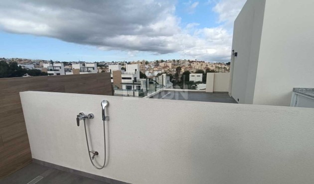 Resale - Villa - Villamartin - Costa Blanca