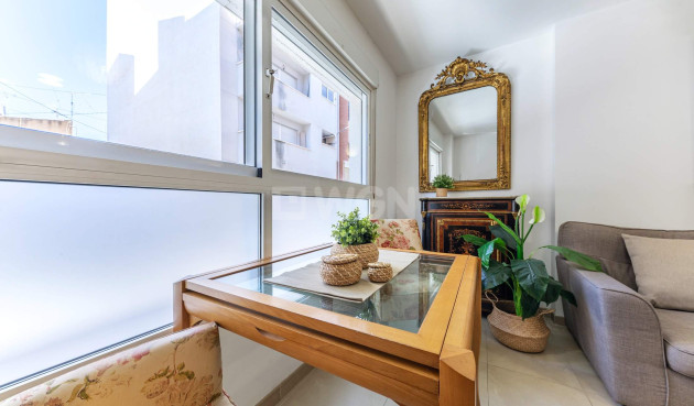 Wiederverkauf - Wohnung - Alicante - Carolinas Bajas