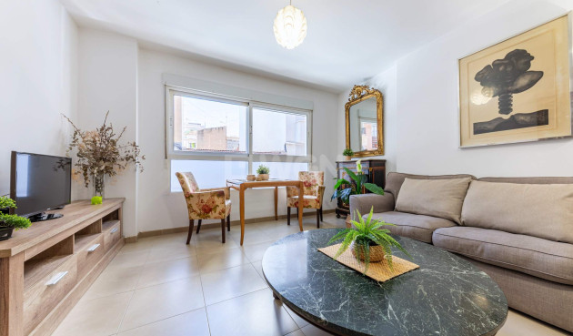 Wiederverkauf - Wohnung - Alicante - Carolinas Bajas