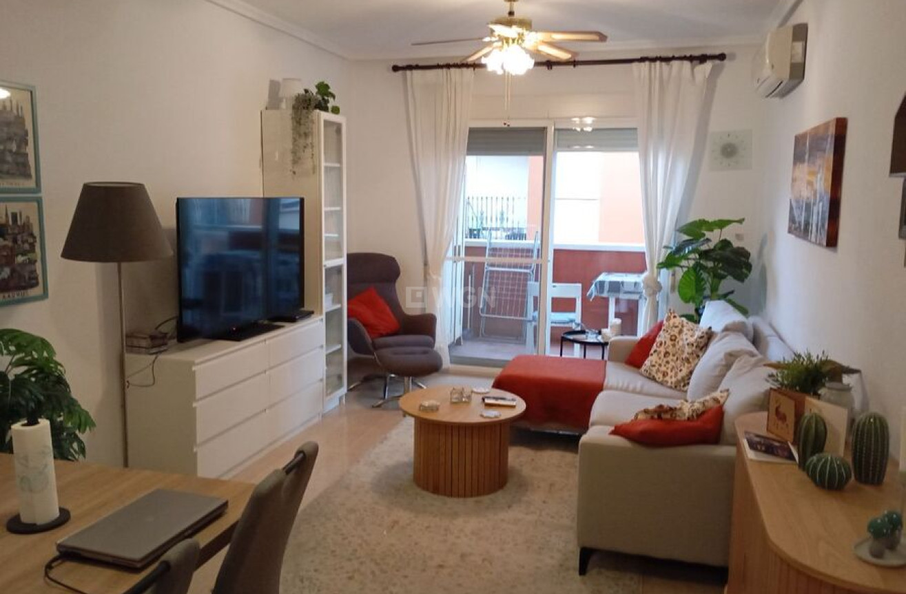 Resale - Apartment / flat - Almoradí - Inland