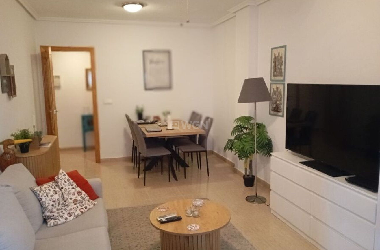 Resale - Apartment / flat - Almoradí - Inland