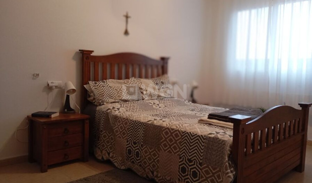 Resale - Apartment / flat - Almoradí - Inland